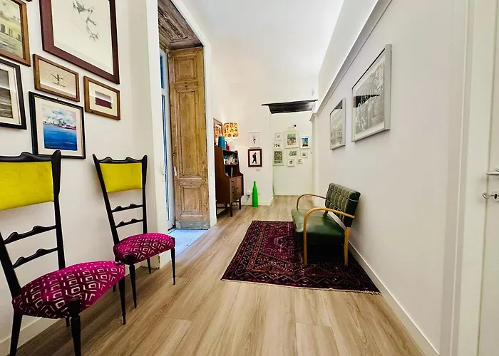 Art-Filled Loft 289 Via Toledo Heart Of Naples And Plebiscito